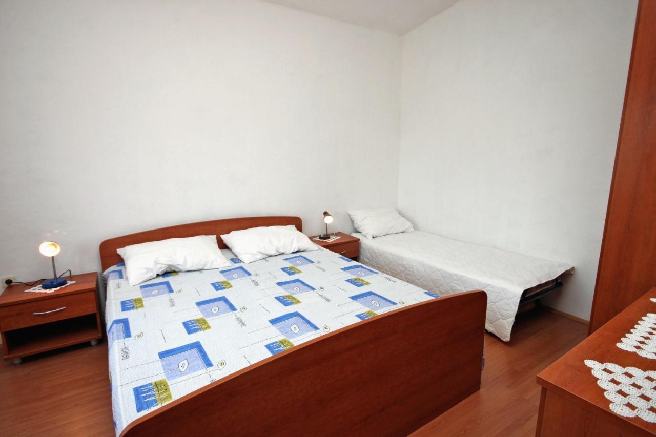 Apartments By The Sea Metajna, Pag - 6351 Екстер'єр фото