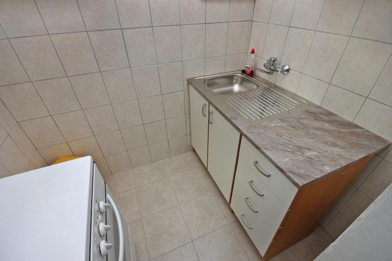 Apartments By The Sea Metajna, Pag - 6351 Екстер'єр фото