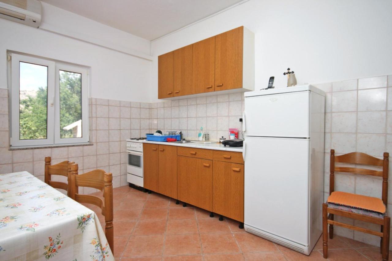 Apartments By The Sea Metajna, Pag - 6351 Екстер'єр фото