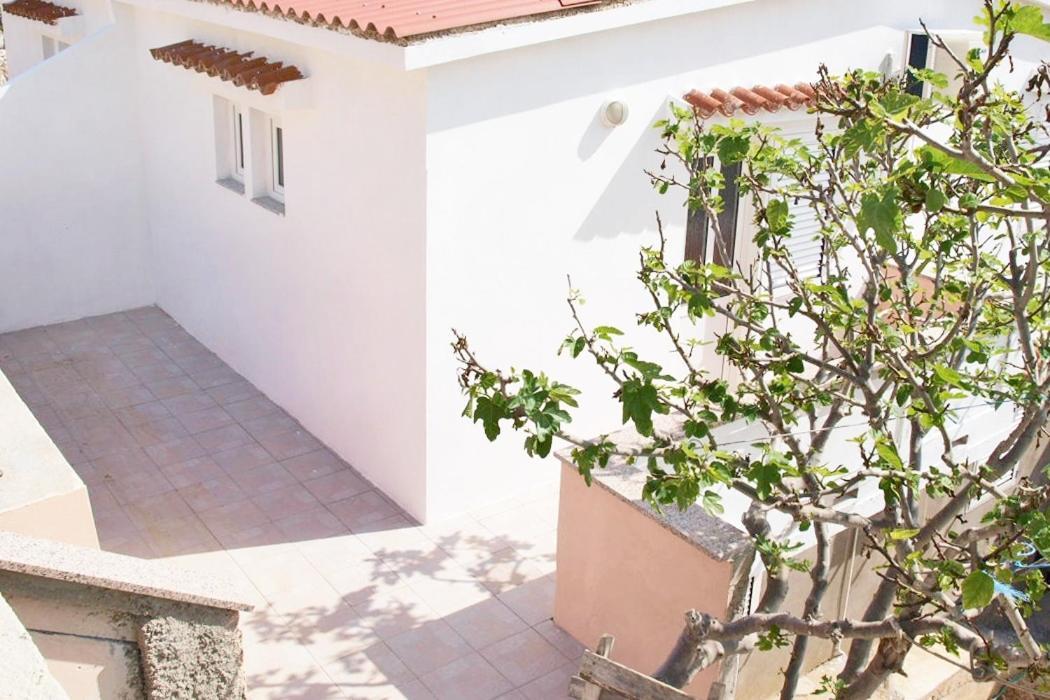 Apartments By The Sea Metajna, Pag - 6351 Екстер'єр фото